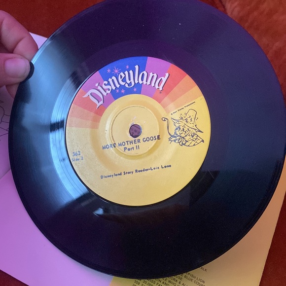 Vintage vinyl Disneyland More Mother Goose read along book - Picture 7 of 7